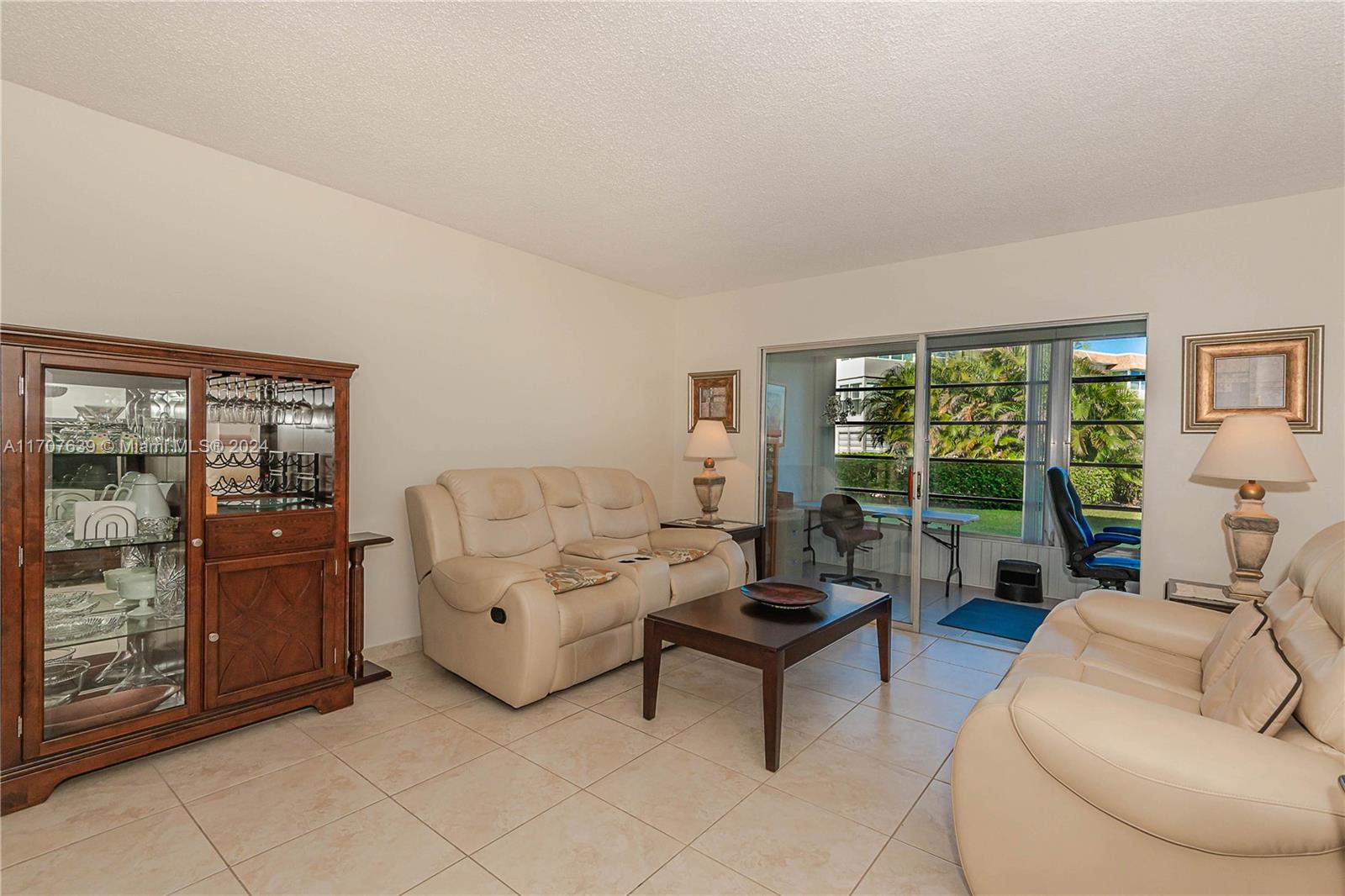 4805 NW 35th St #404, Lauderdale Lakes, Florida image 13