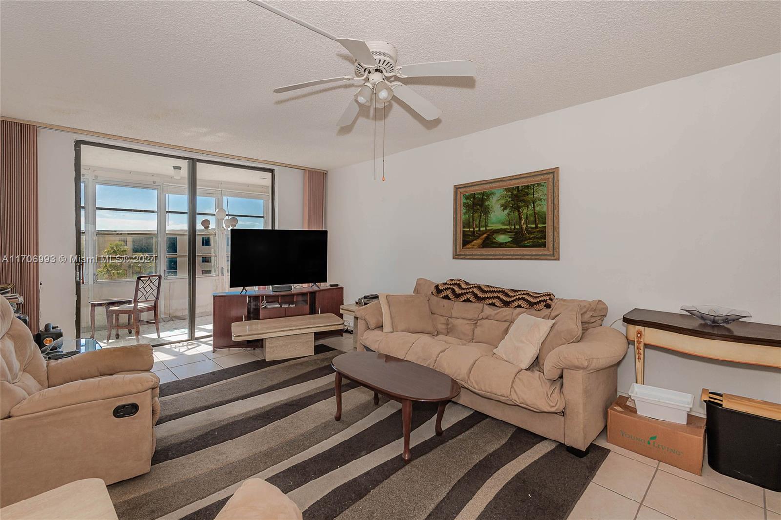 2800 Somerset Dr #402J, Lauderdale Lakes, Florida image 10