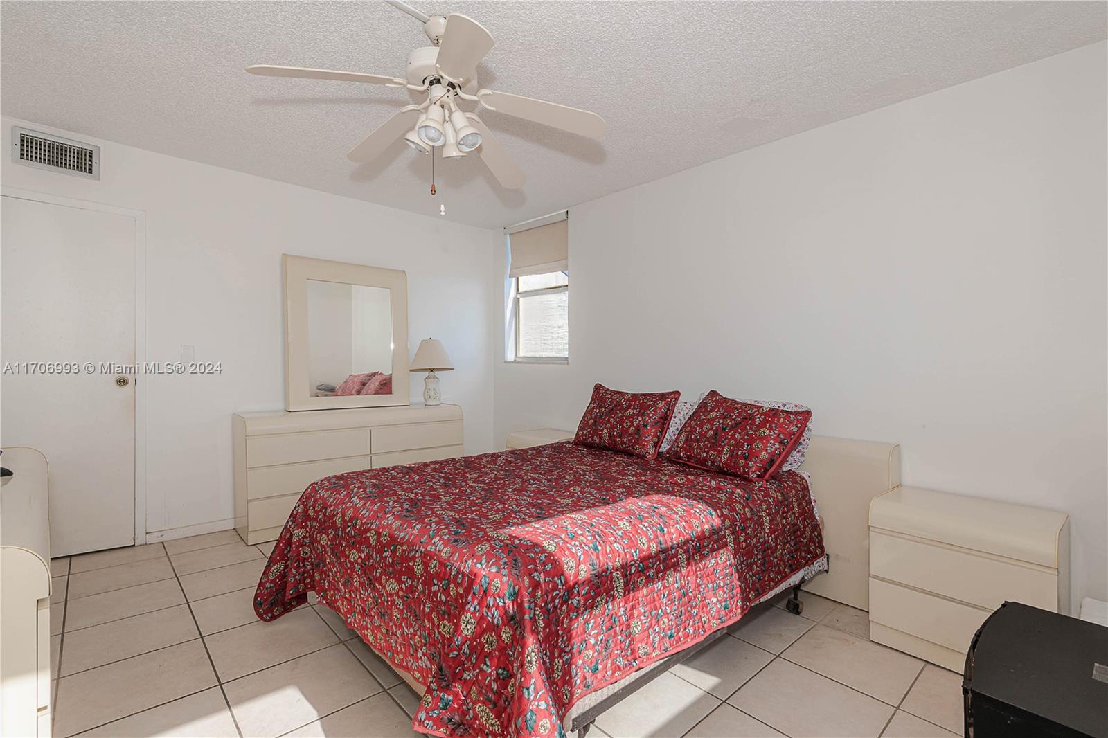 2800 Somerset Dr #402J, Lauderdale Lakes, Florida image 17