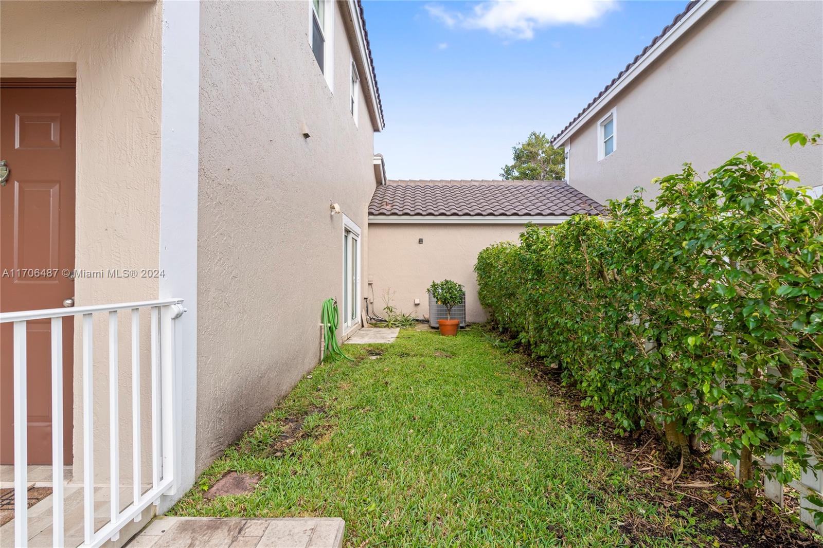 10531 NW 57th St, Coral Springs, Florida image 30