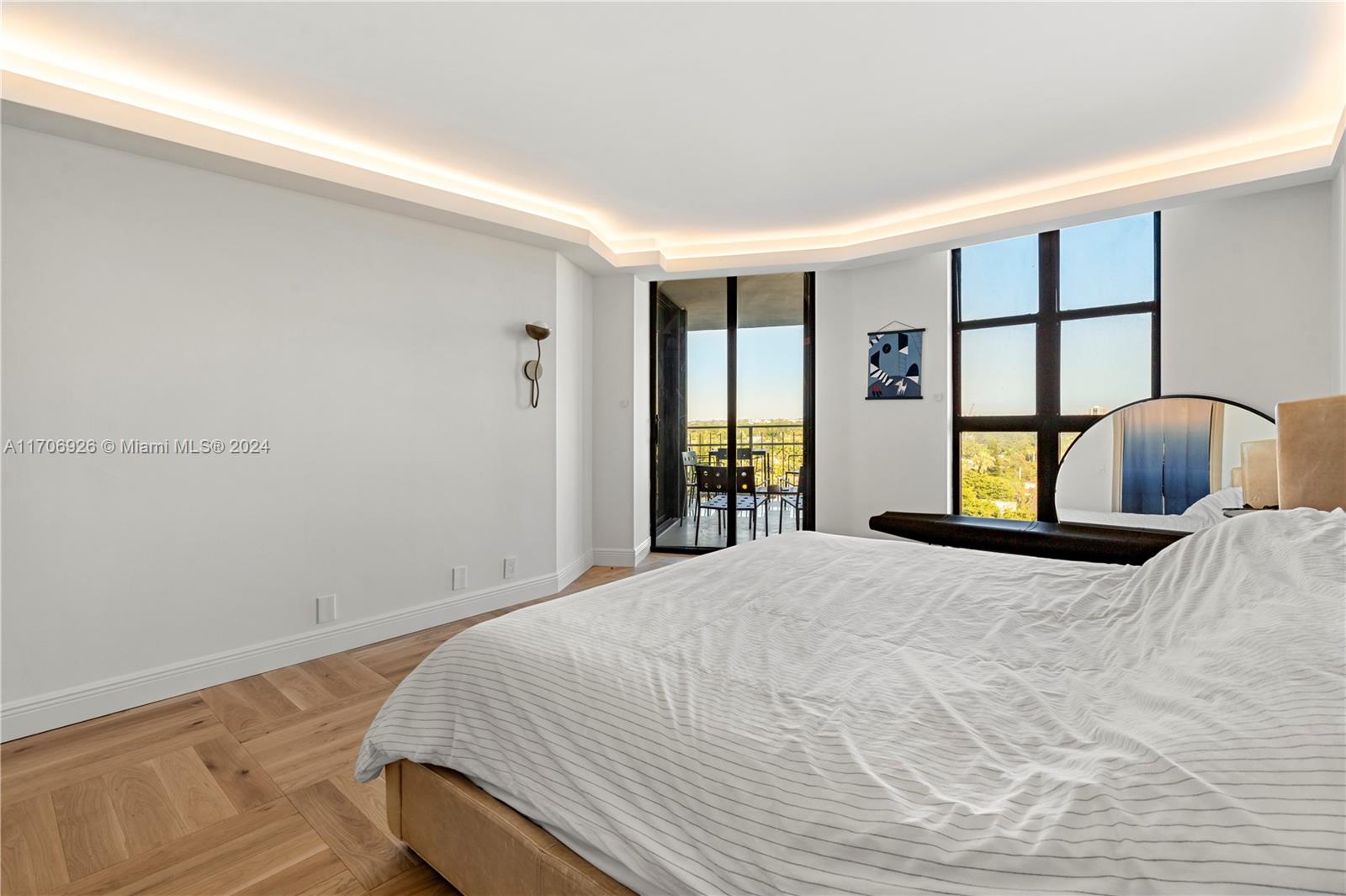Listing Photo 8