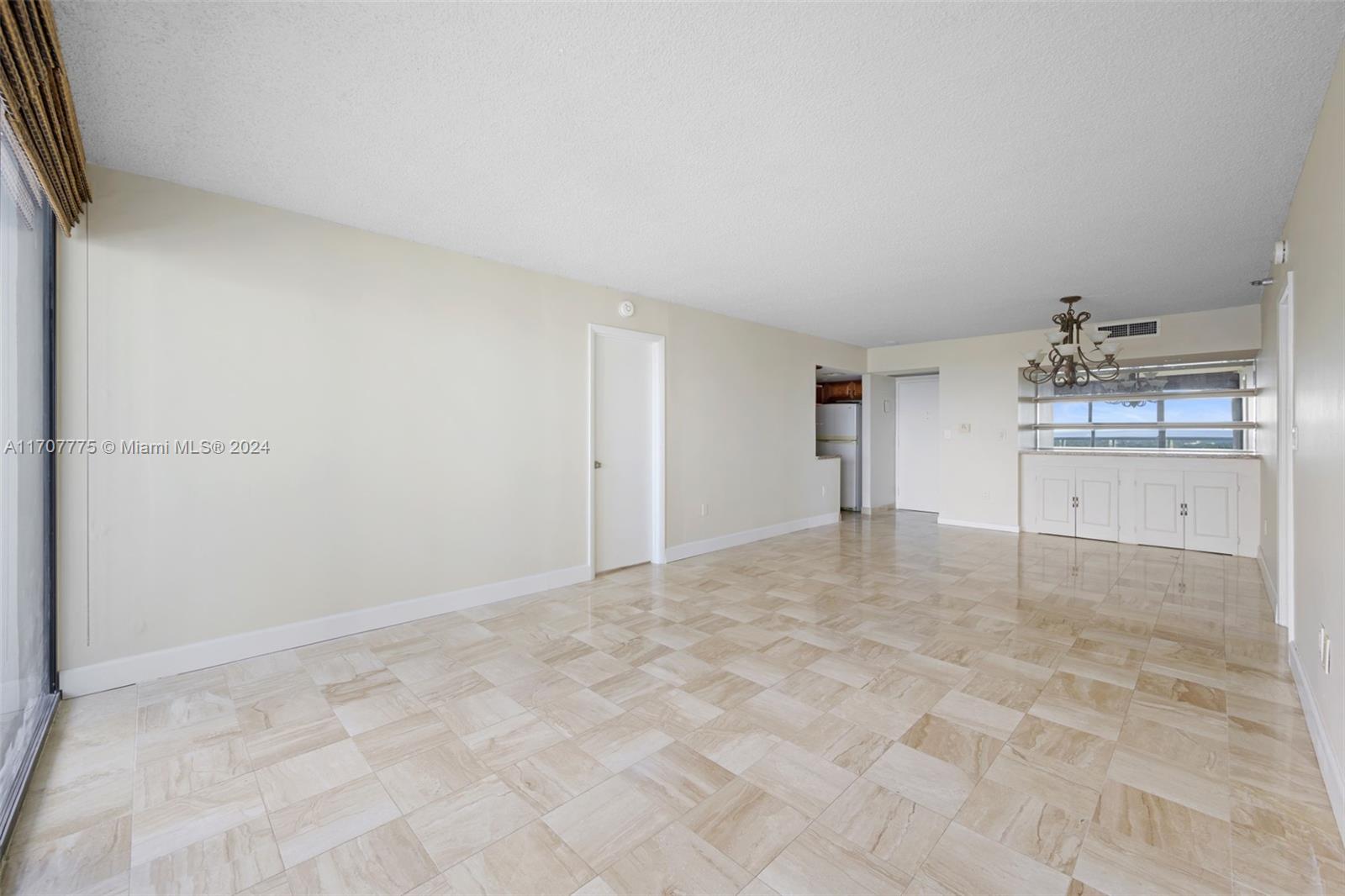 20505 E Country Club Dr #1434, Aventura, Florida image 6