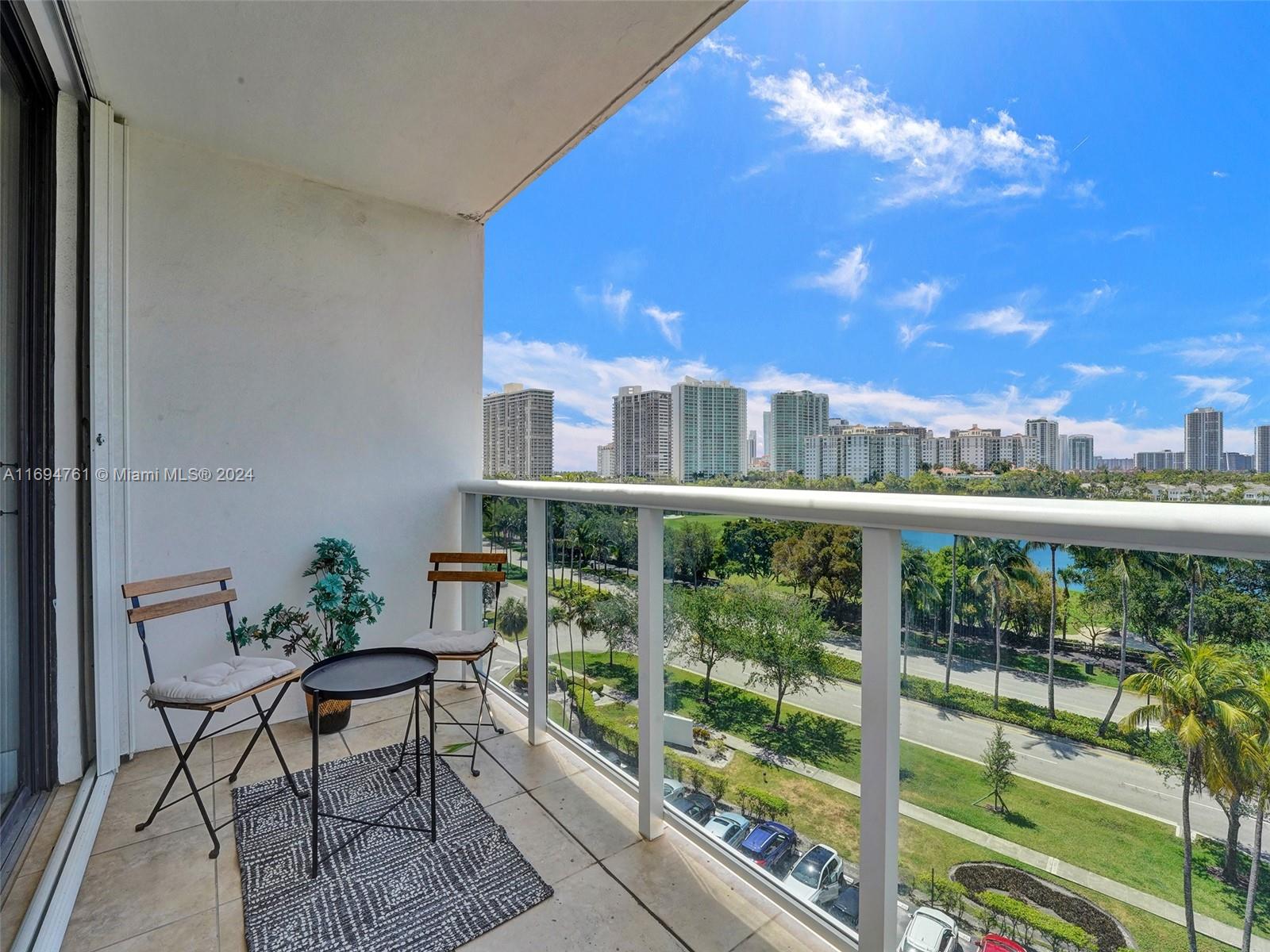 3625 N Country Club Dr #706, Aventura, Florida image 37