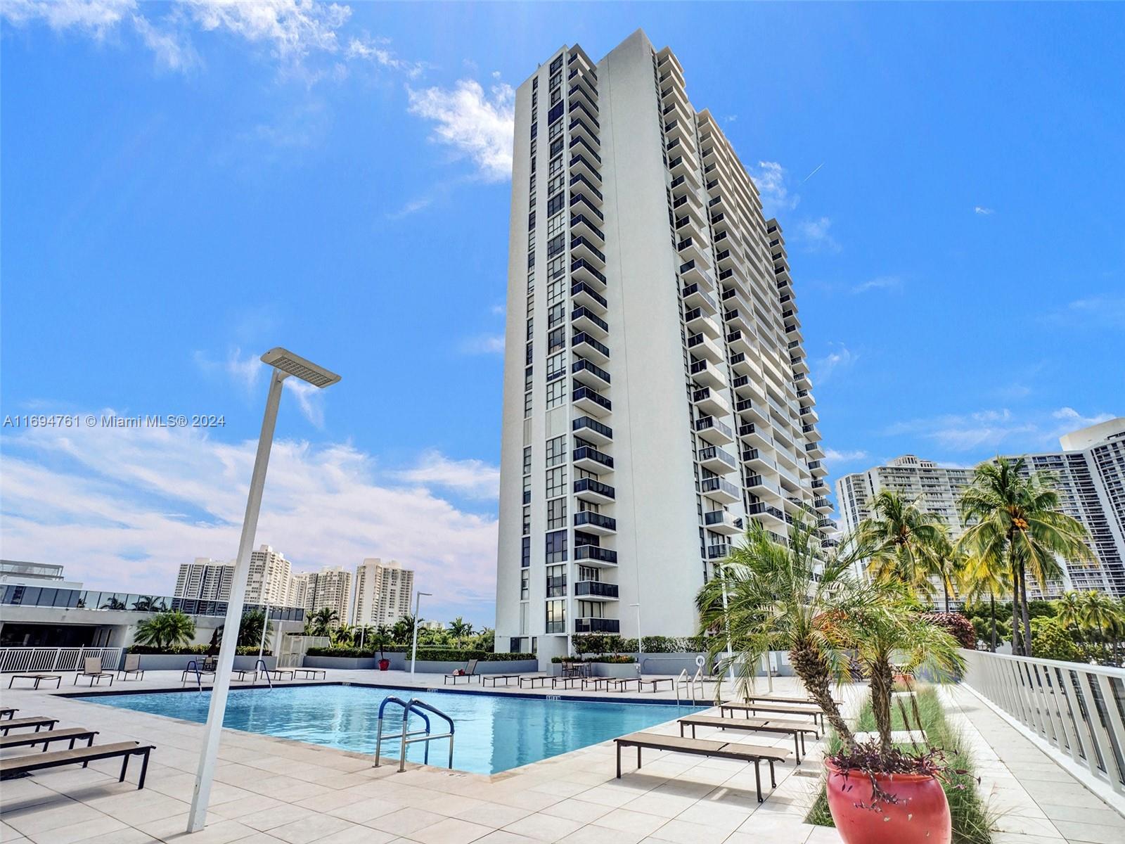 3625 N Country Club Dr #706, Aventura, Florida image 46