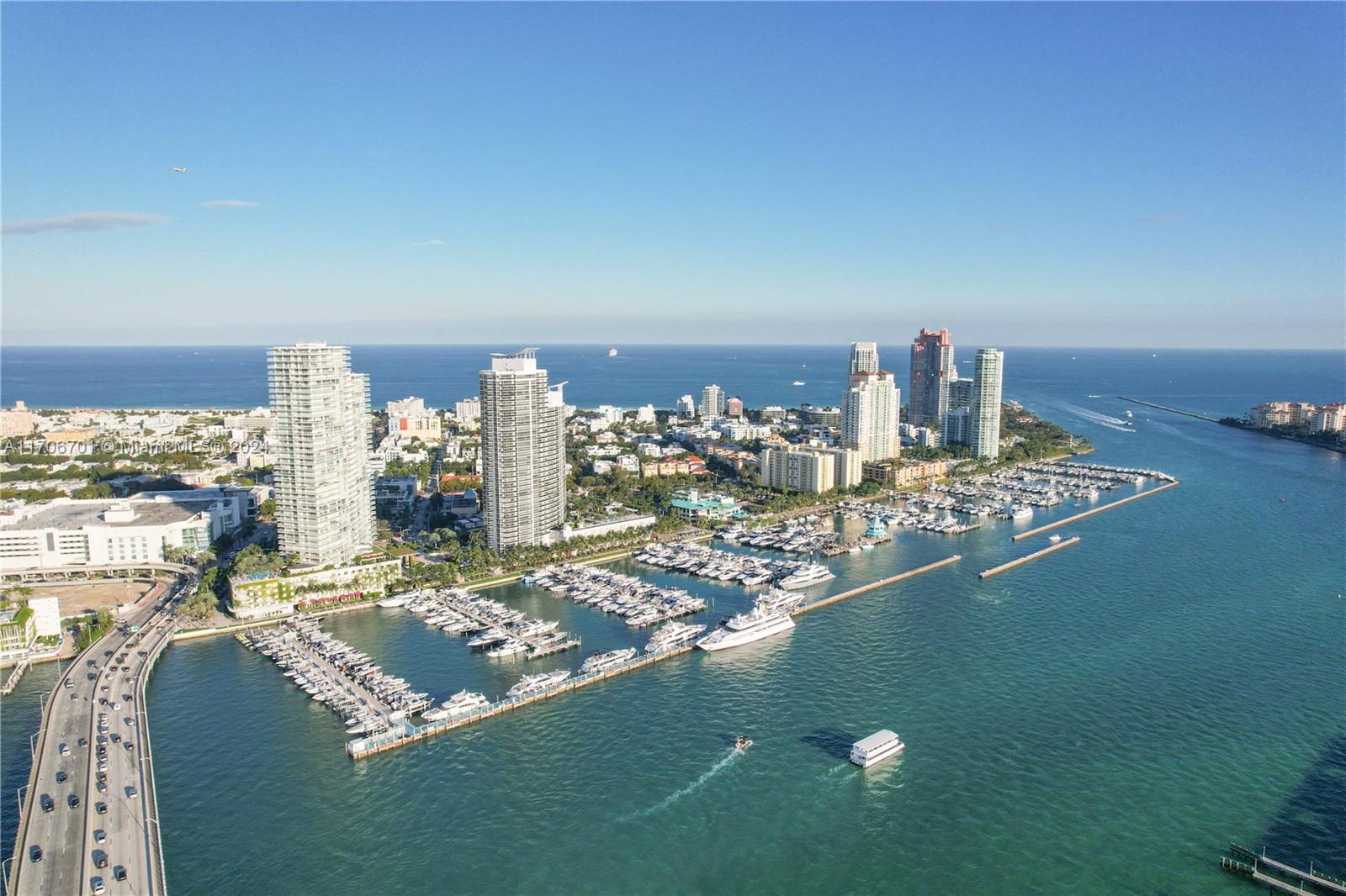 Condo for Sale in Miami Beach, FL