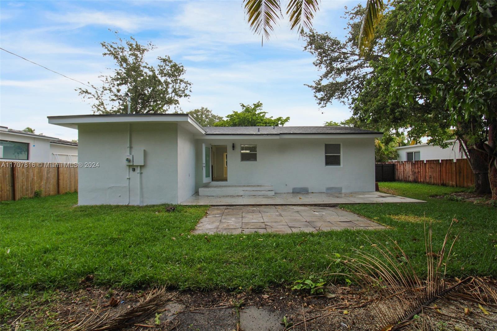 1570 NE 142nd St, North Miami, Florida image 20