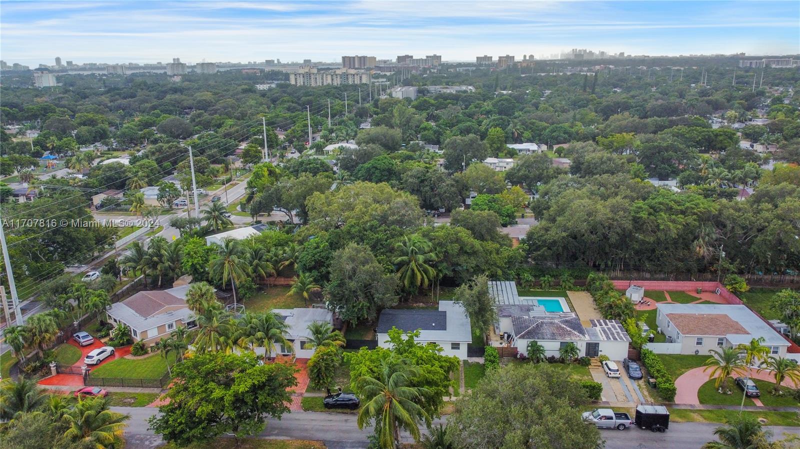 1570 NE 142nd St, North Miami, Florida image 3