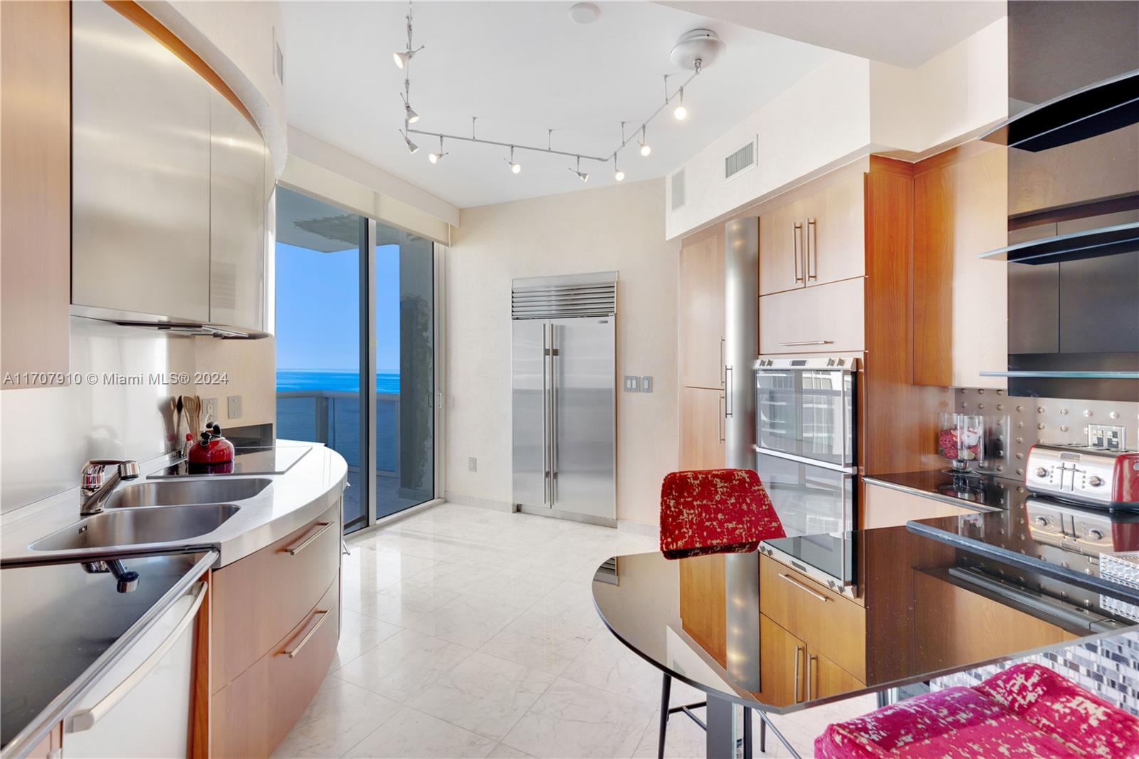 18101 Collins Ave #4609, Sunny Isles Beach, Florida image 25