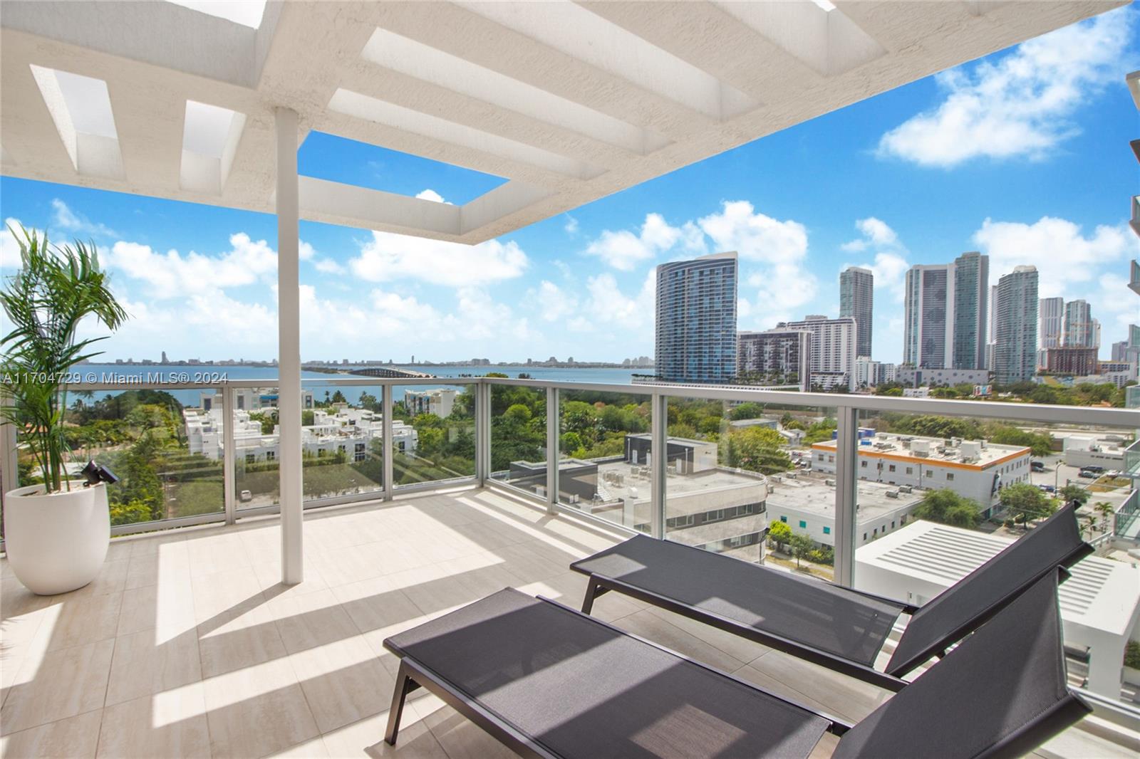 3900 Biscayne Blvd #N-915, Miami FL 33137
