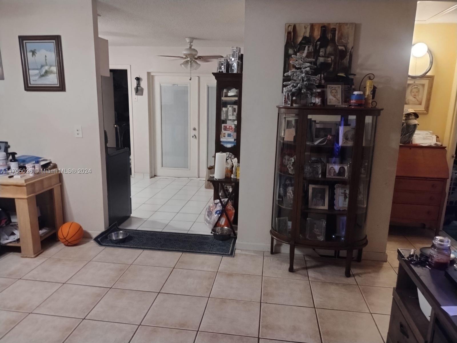 4575 Gladiator Cir, Green Acres, Florida image 2