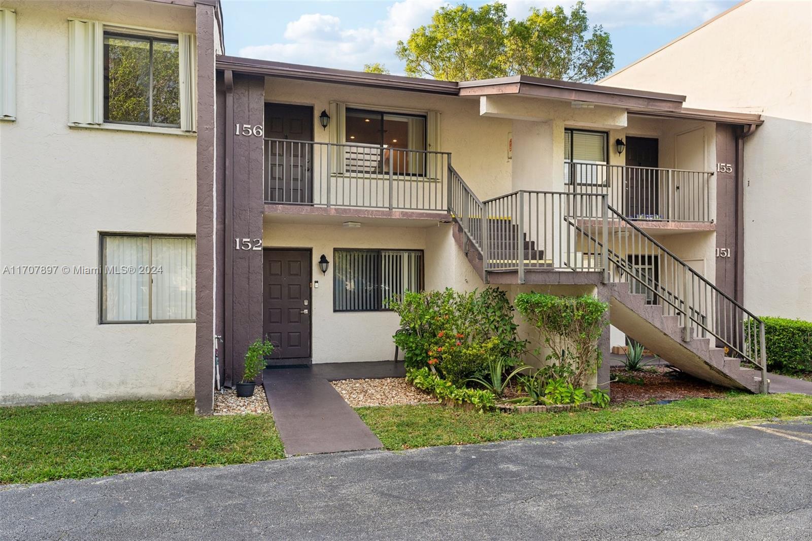 156 W Laurel Dr #1006, Margate, Florida image 2