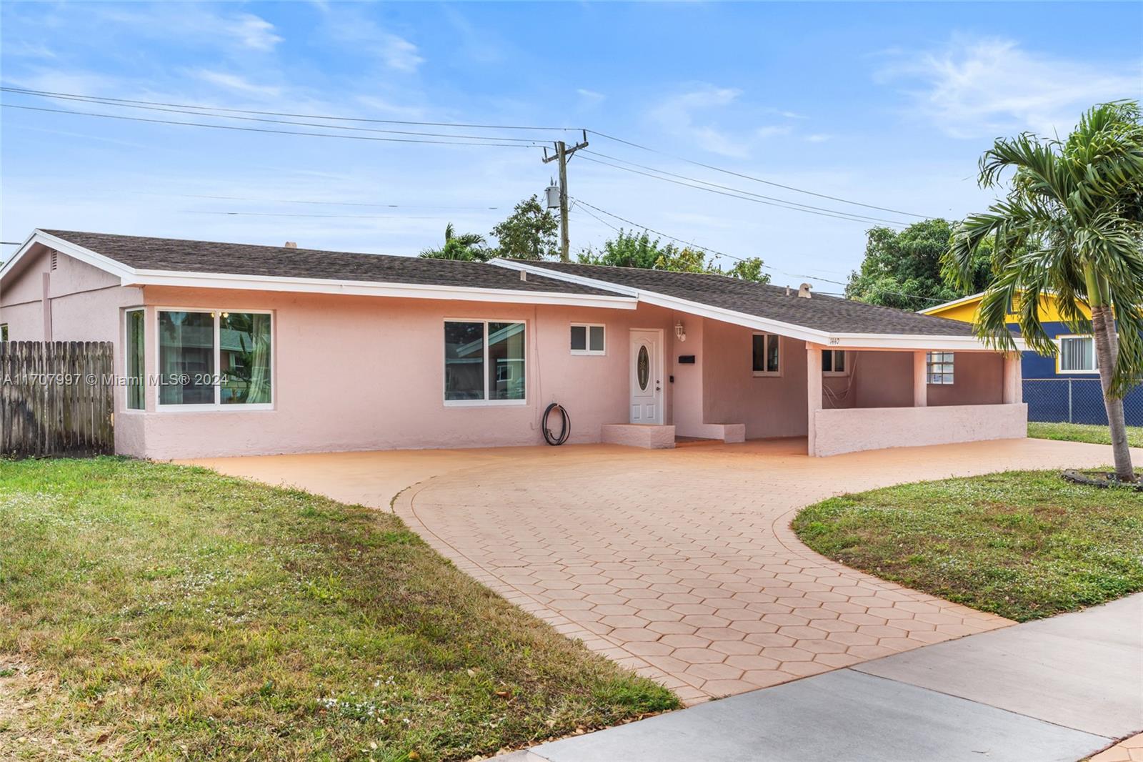 1440 NW 179th Ter