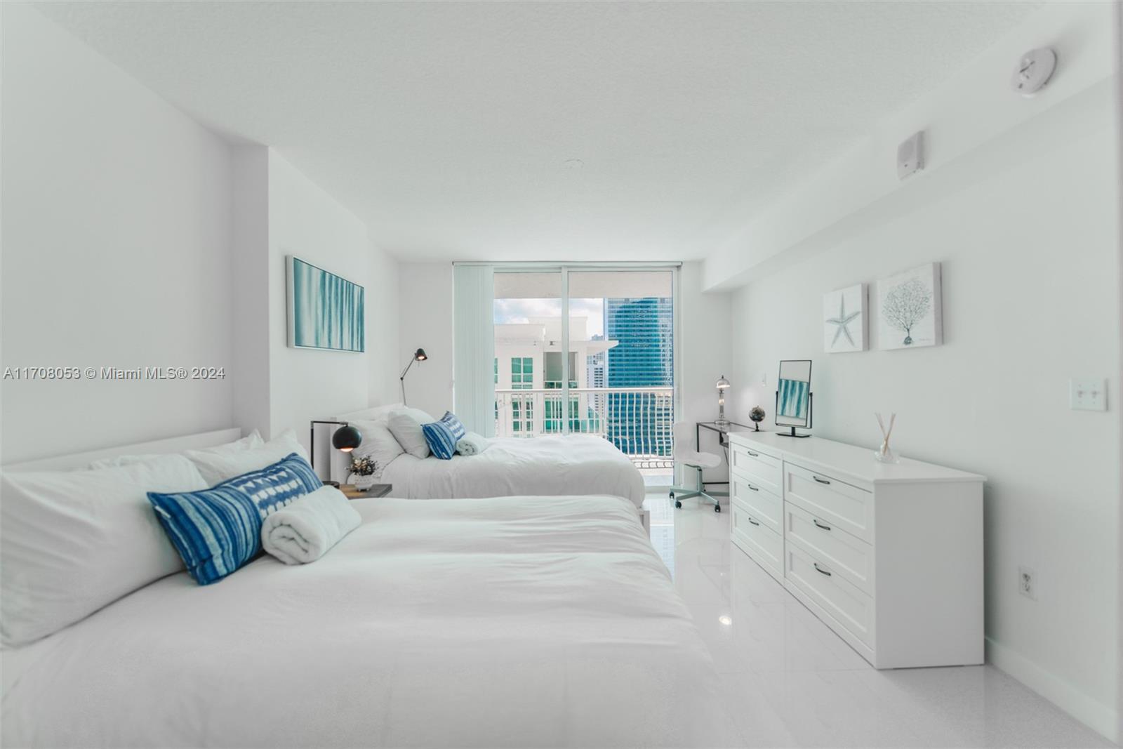 1200 Brickell Bay Dr #2617, Miami, Florida image 11