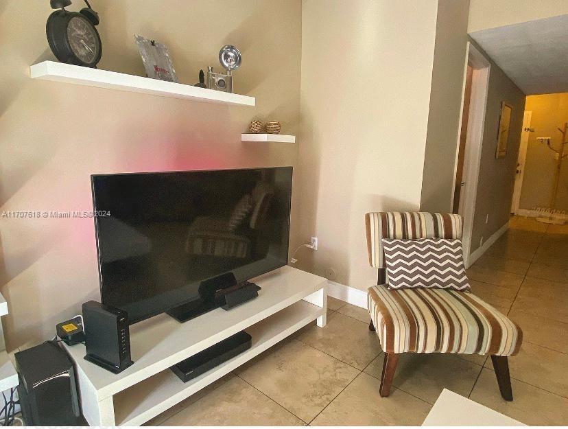 Property photo # 4