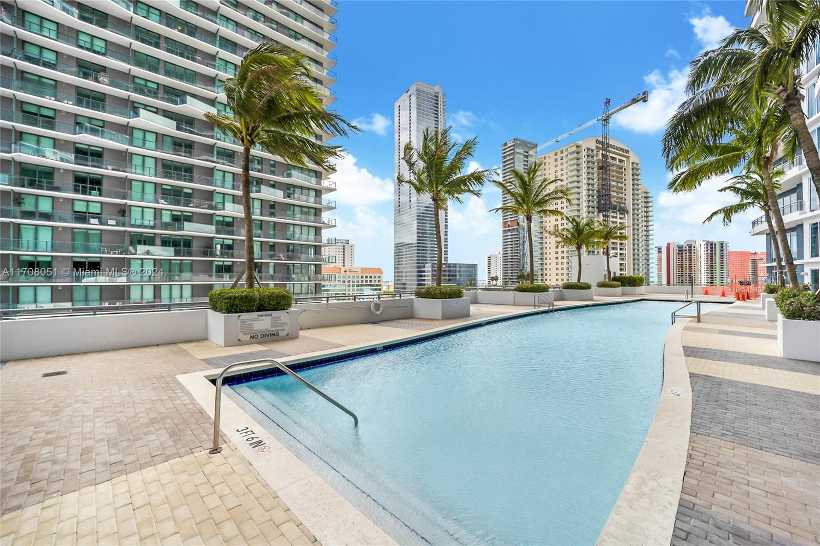 60 SW 13 ST #4208, Miami FL 33130