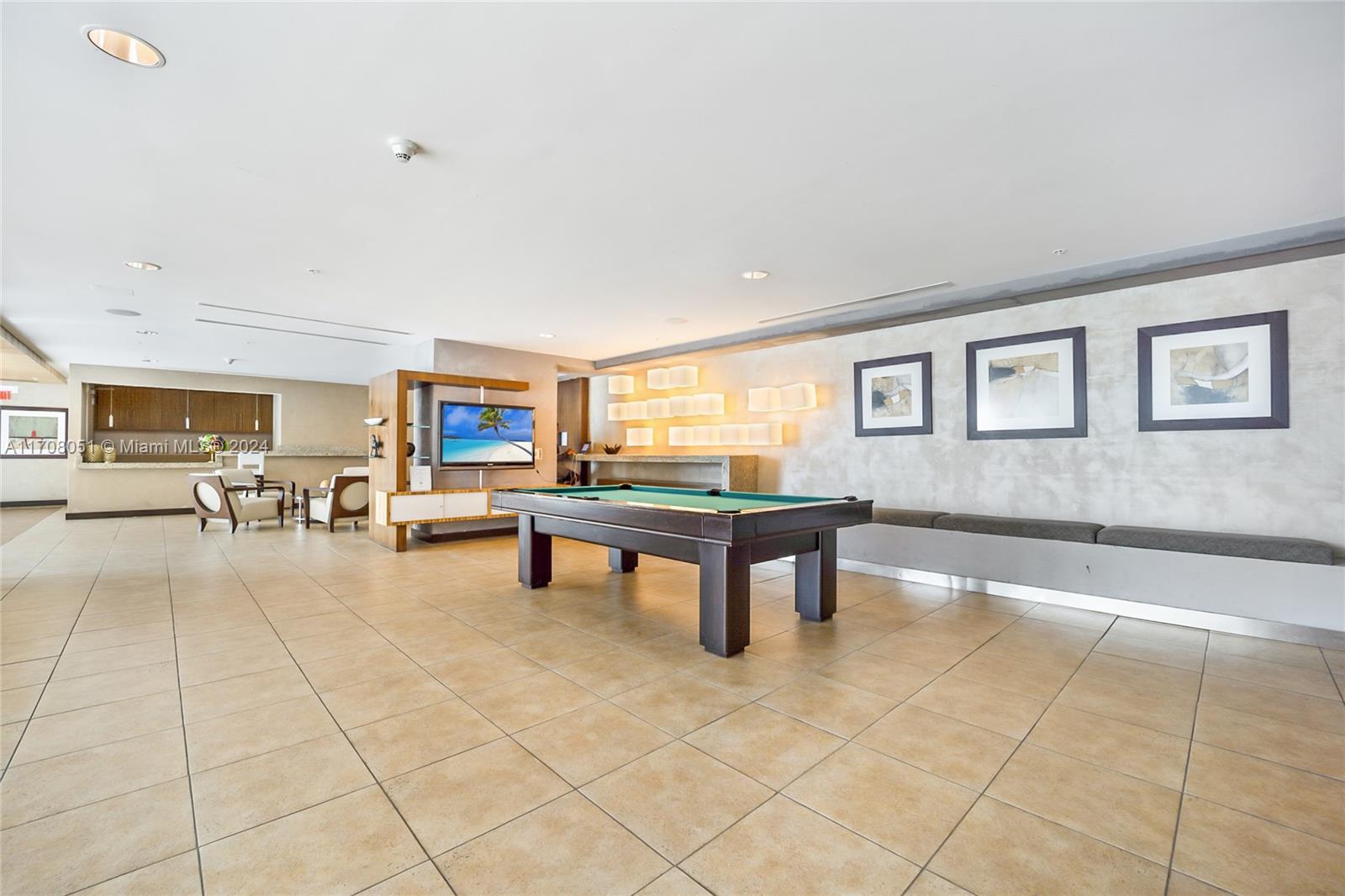 60 SW 13 ST #4208, Miami FL 33130