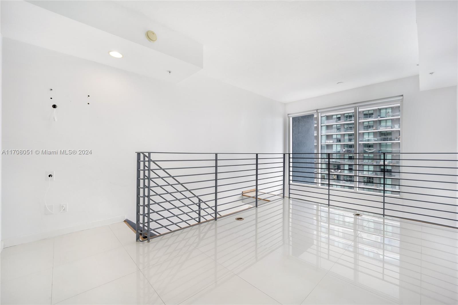60 SW 13 ST #4208, Miami FL 33130