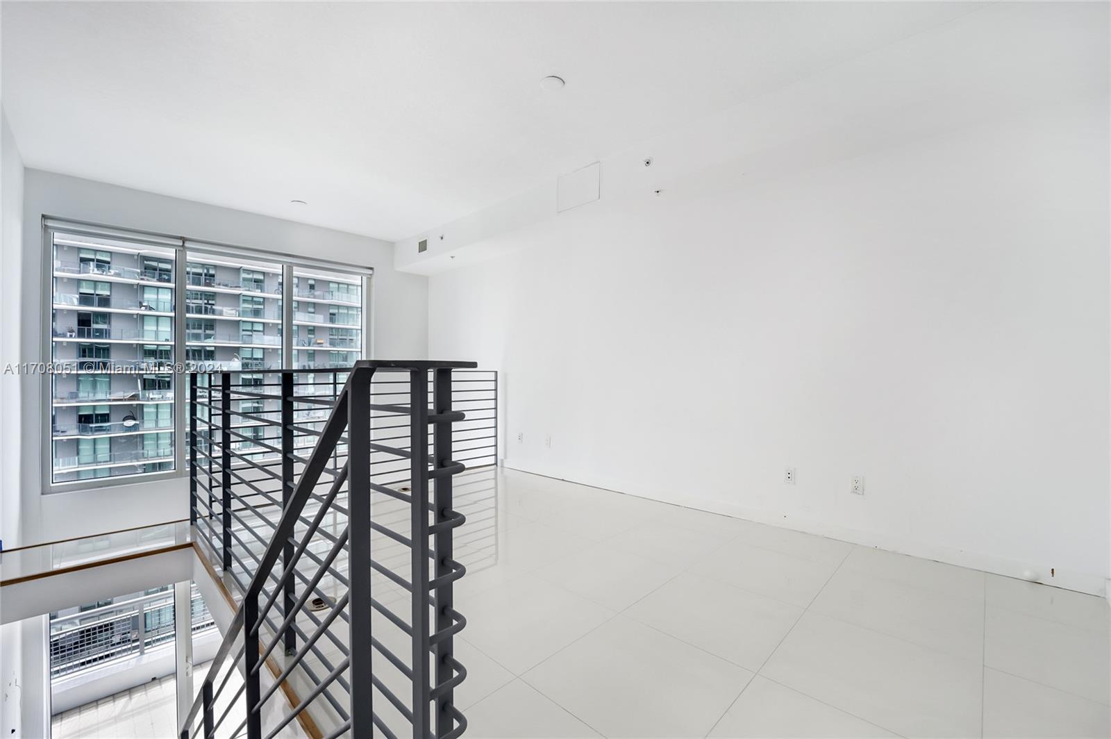 60 SW 13 ST #4208, Miami FL 33130
