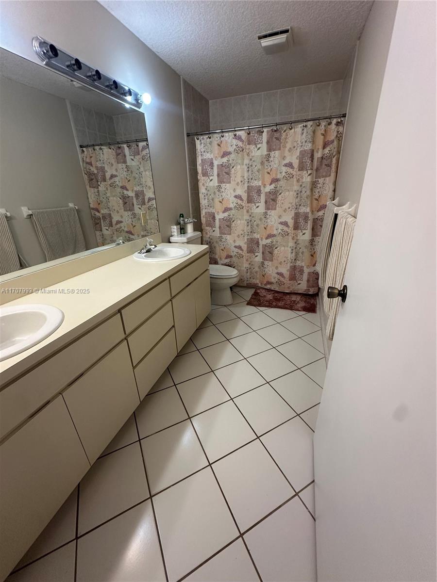 Listing Photo 24