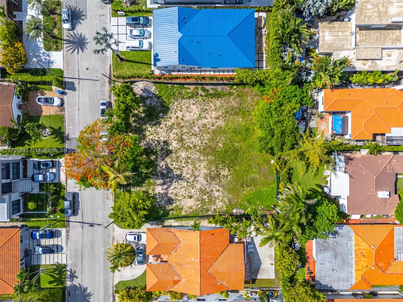 8821 And 8835 Froude Ave, Surfside, Florida image 8