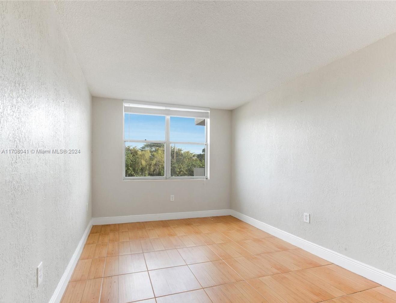 1800 Sans Souci Blvd #303, North Miami, Florida image 22