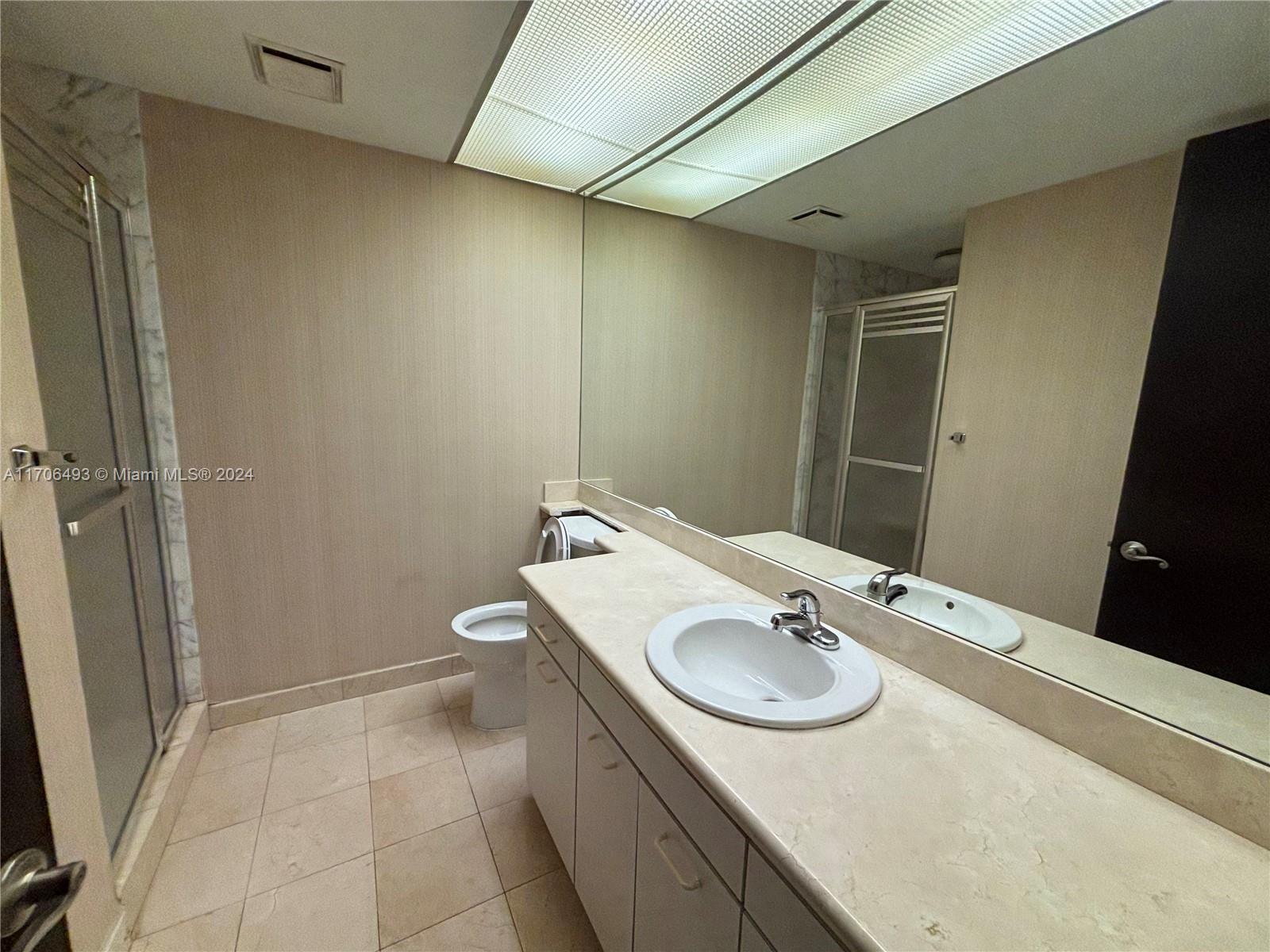 19500 Turnberry Way #5C, Aventura FL 33180