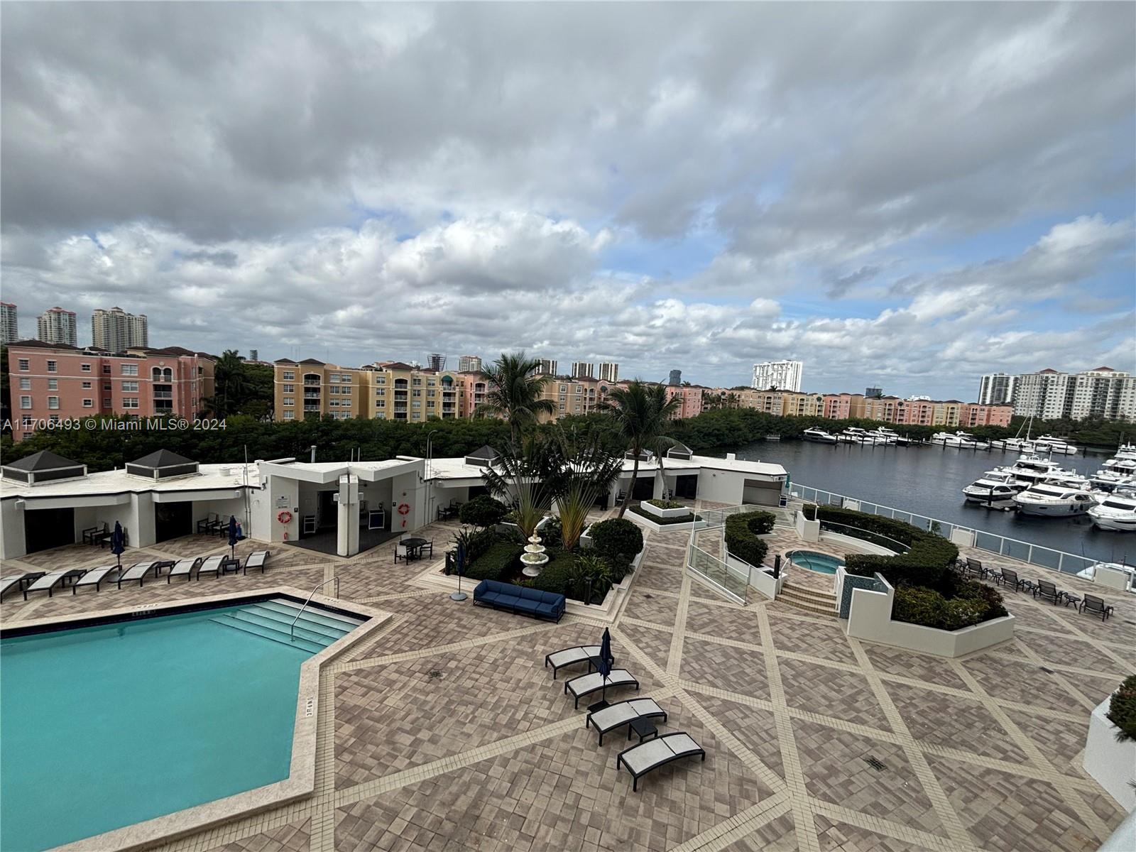 19500 Turnberry Way #5C, Aventura FL 33180
