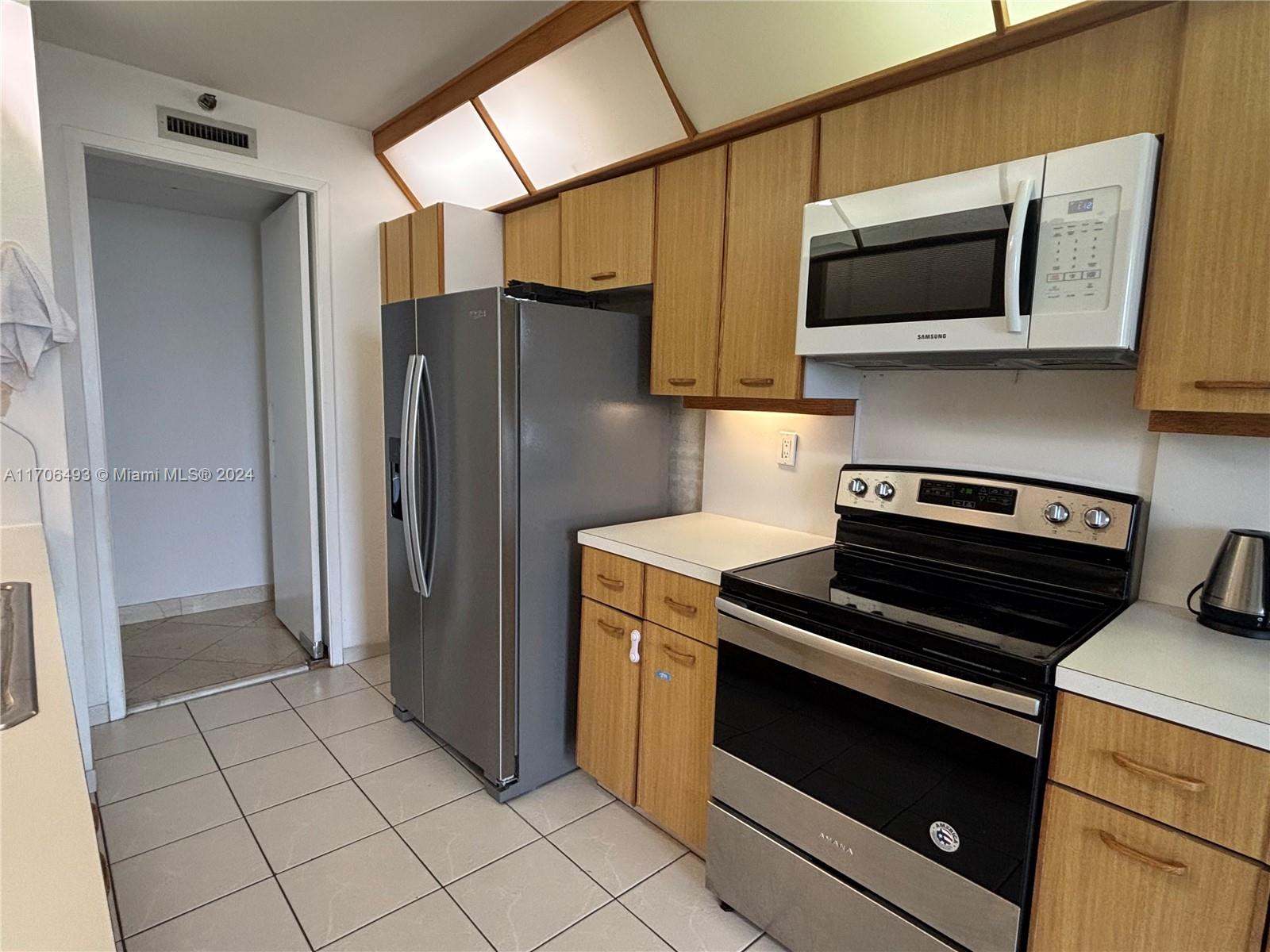 19500 Turnberry Way #5C, Aventura FL 33180