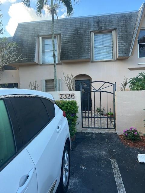 7326 SW 25th Ct #16, Davie, Florida image 2