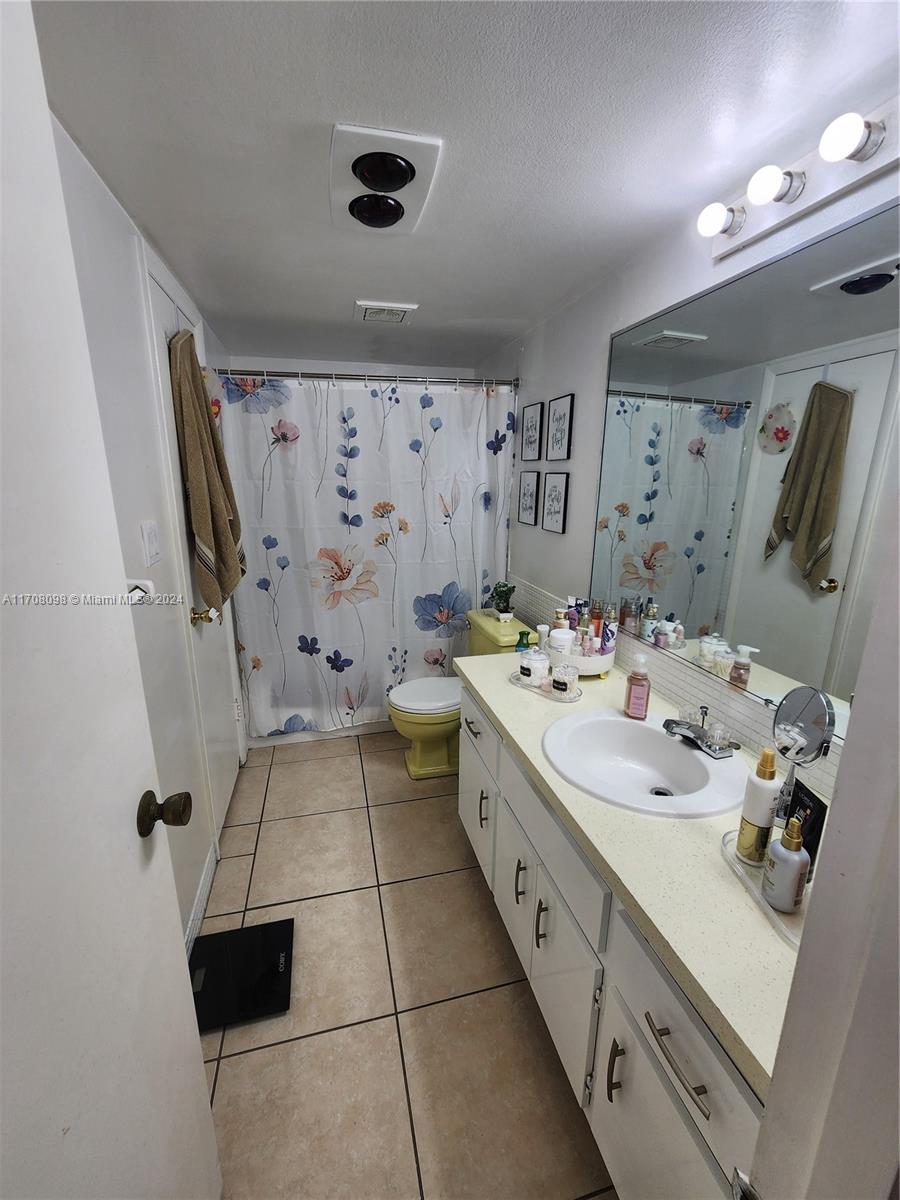 4880 NW 22nd St #211, Lauderhill, Florida image 12