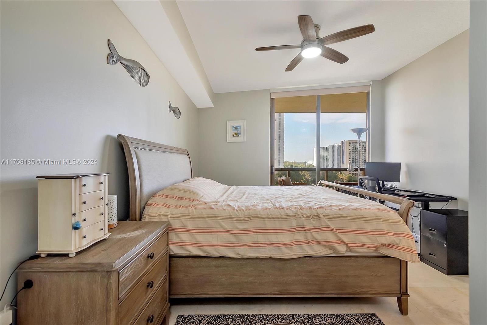 16275 Collins Ave #703, Sunny Isles Beach, Florida image 30