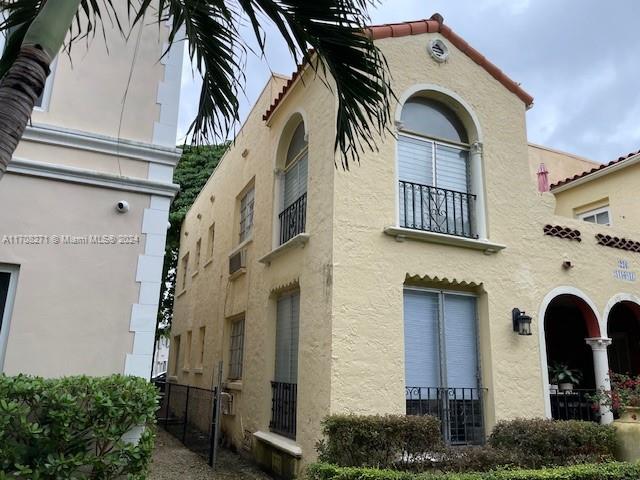 226 Sidonia Ave, Coral Gables, Florida image 2