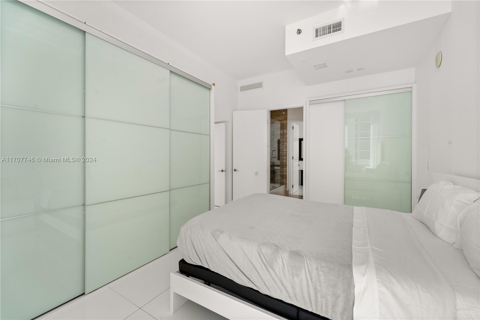 16001 Collins Ave #3501, Sunny Isles Beach FL 33160