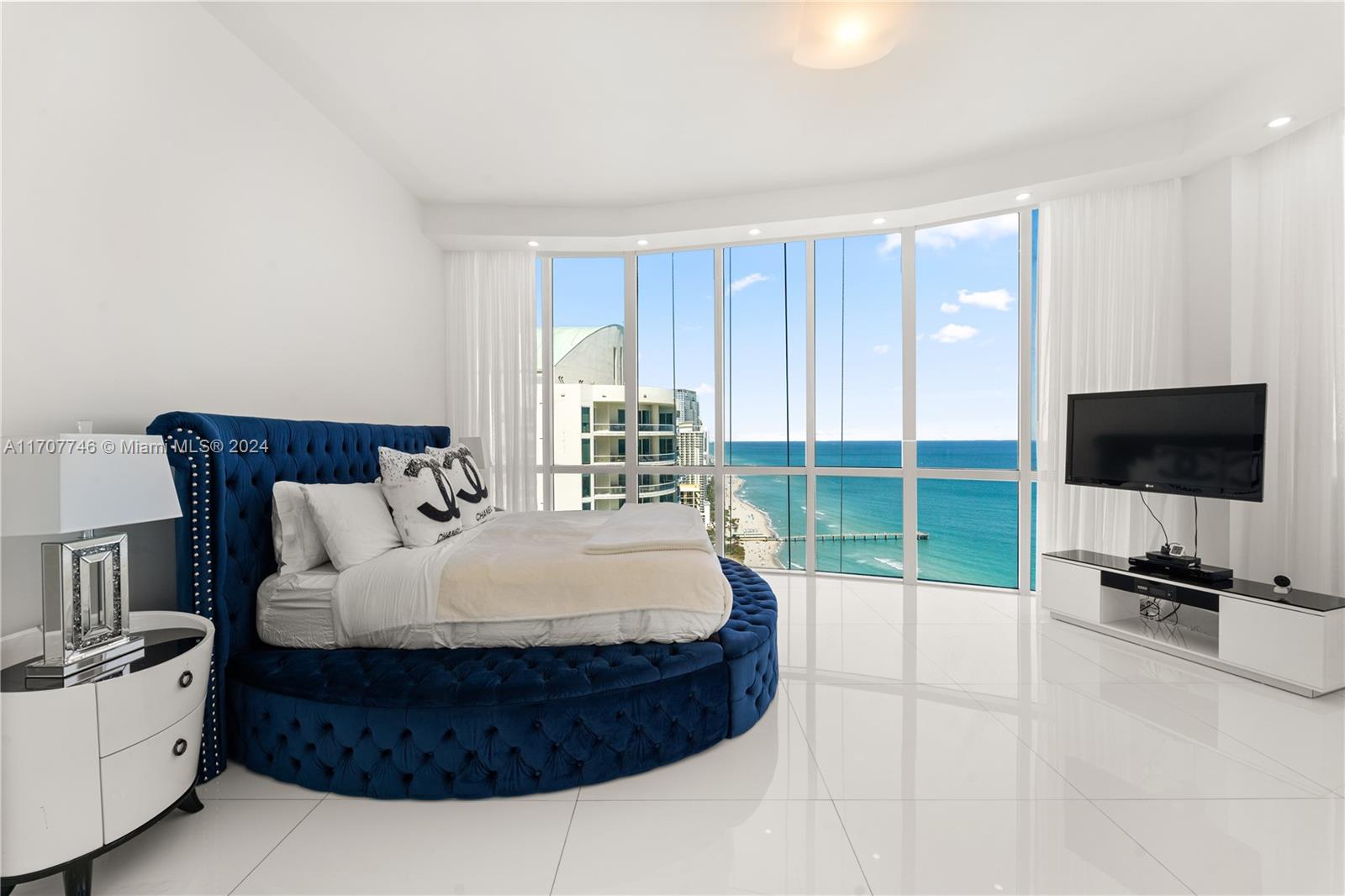 16001 Collins Ave #3501, Sunny Isles Beach FL 33160