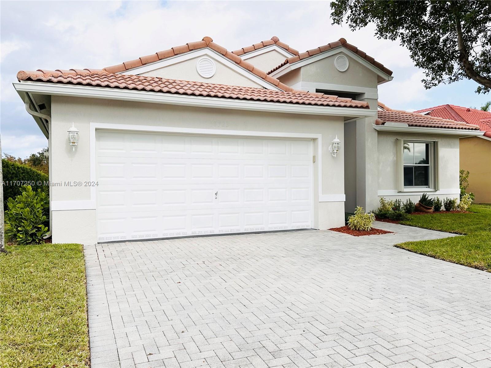 18723 SW 15th St, Pembroke Pines, Florida image 14