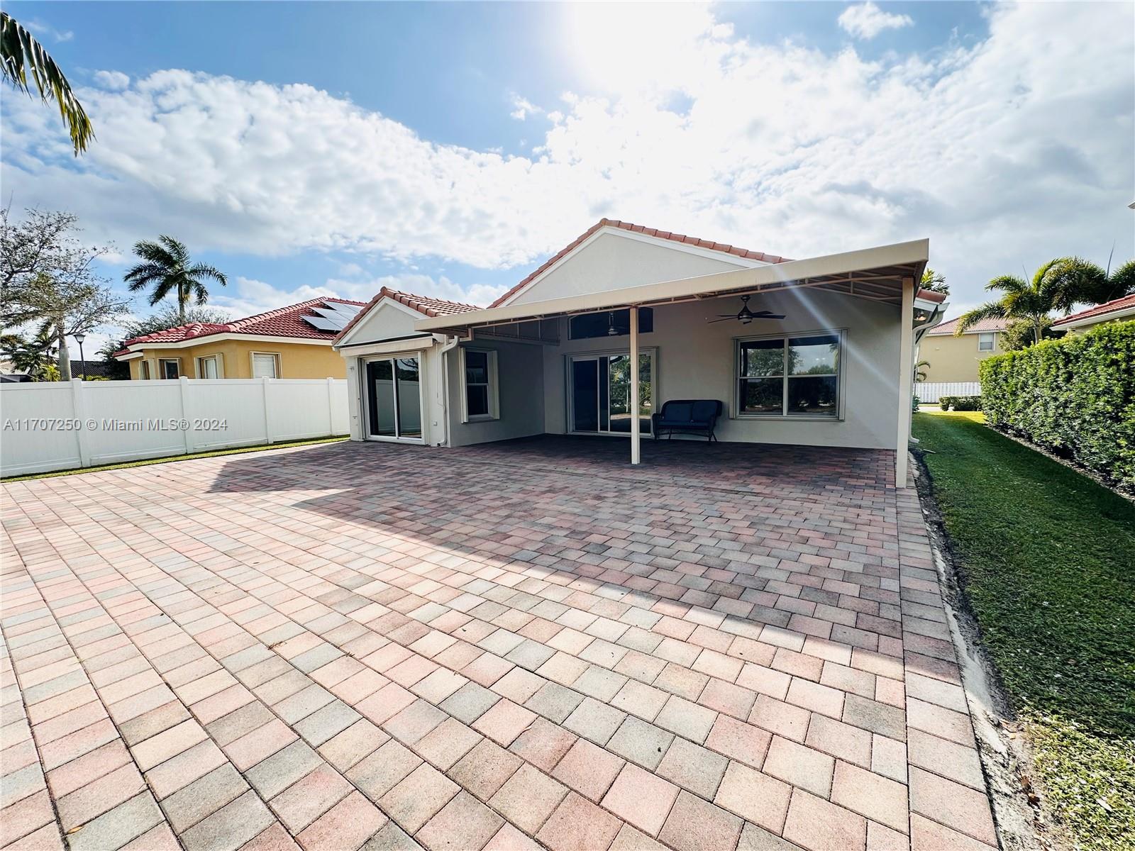 18723 SW 15th St, Pembroke Pines, Florida image 42