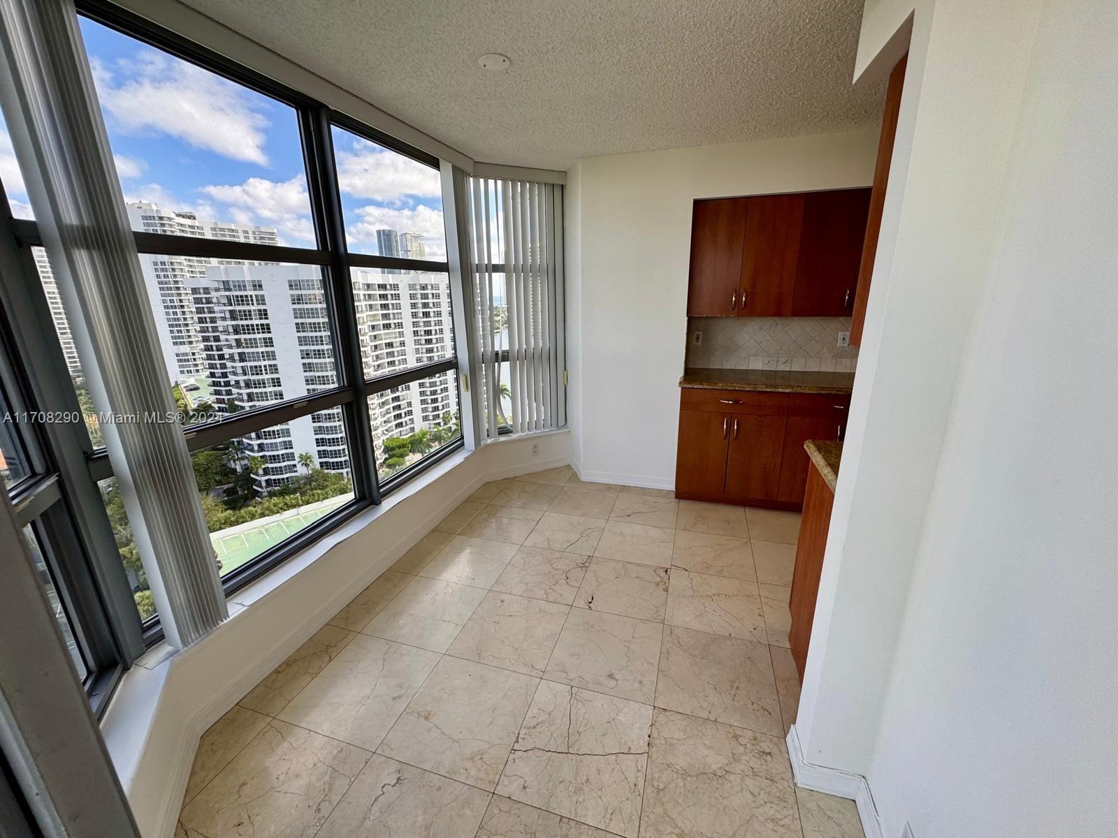3530 Mystic Pointe Dr #1809, Aventura FL 33180