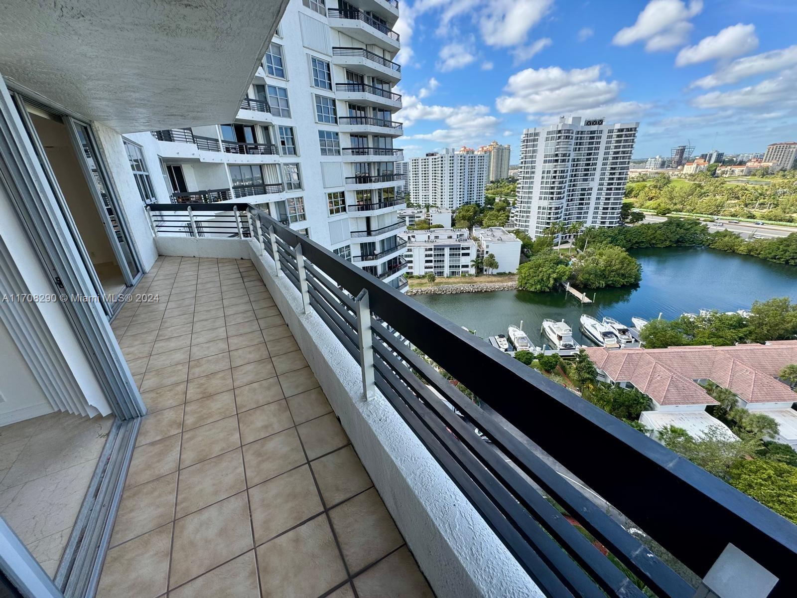 3530 Mystic Pointe Dr #1809, Aventura FL 33180
