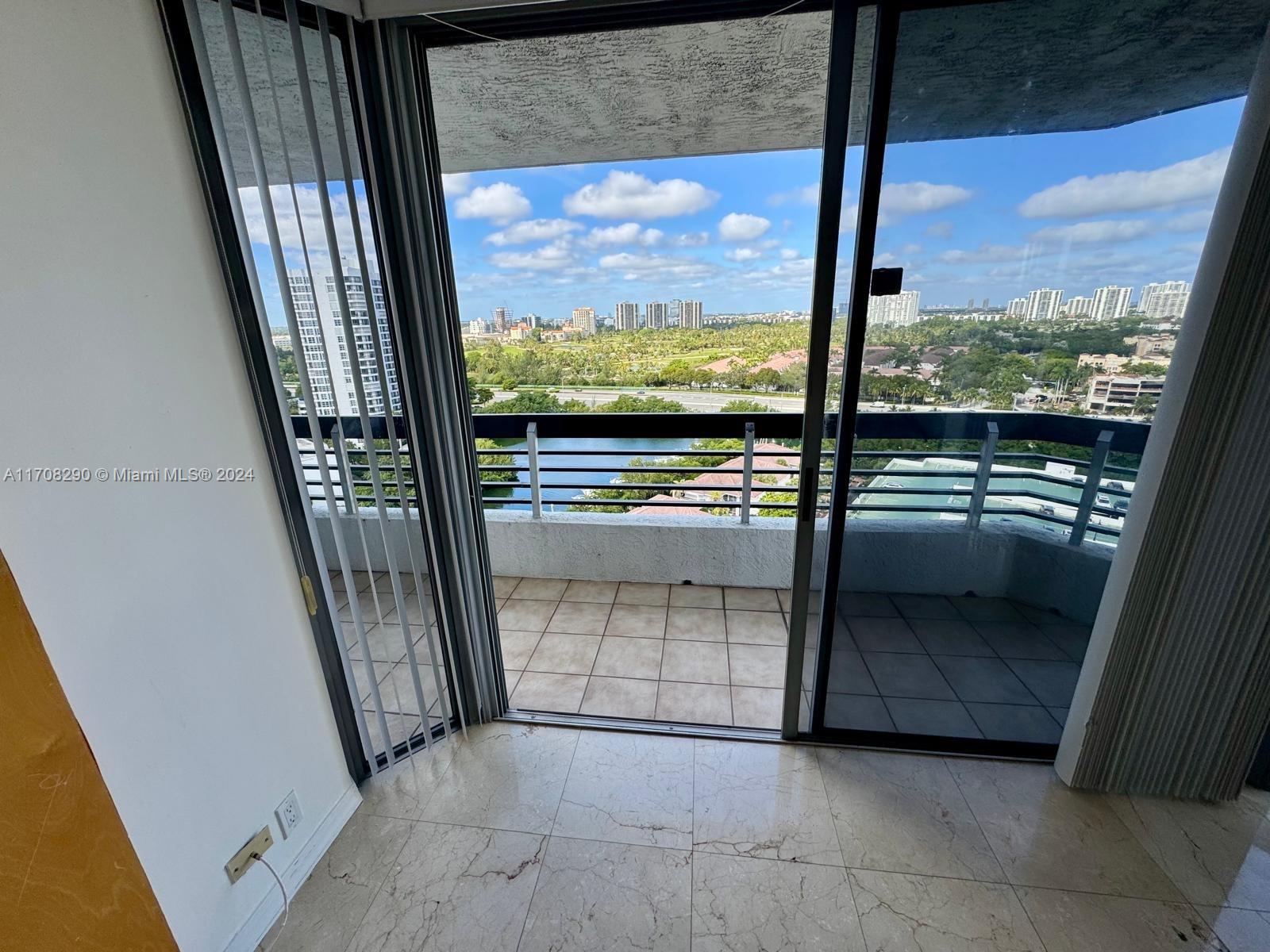 3530 Mystic Pointe Dr #1809, Aventura FL 33180