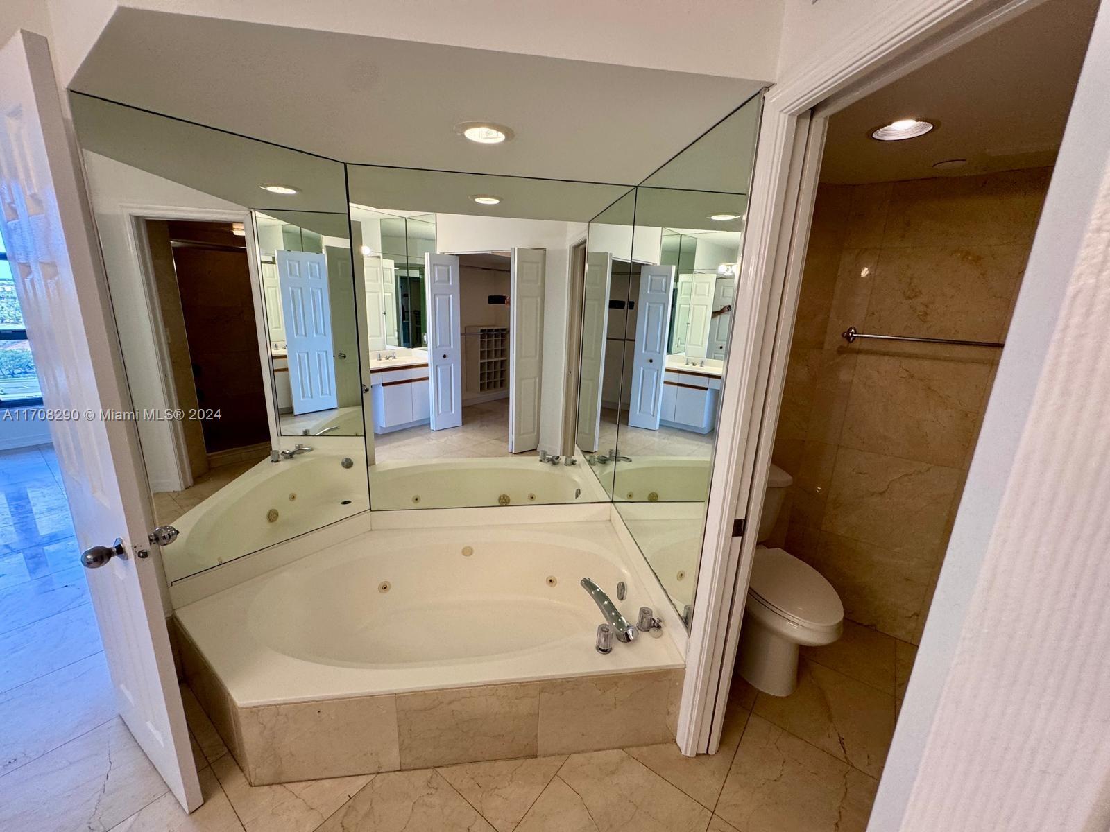 3530 Mystic Pointe Dr #1809, Aventura FL 33180