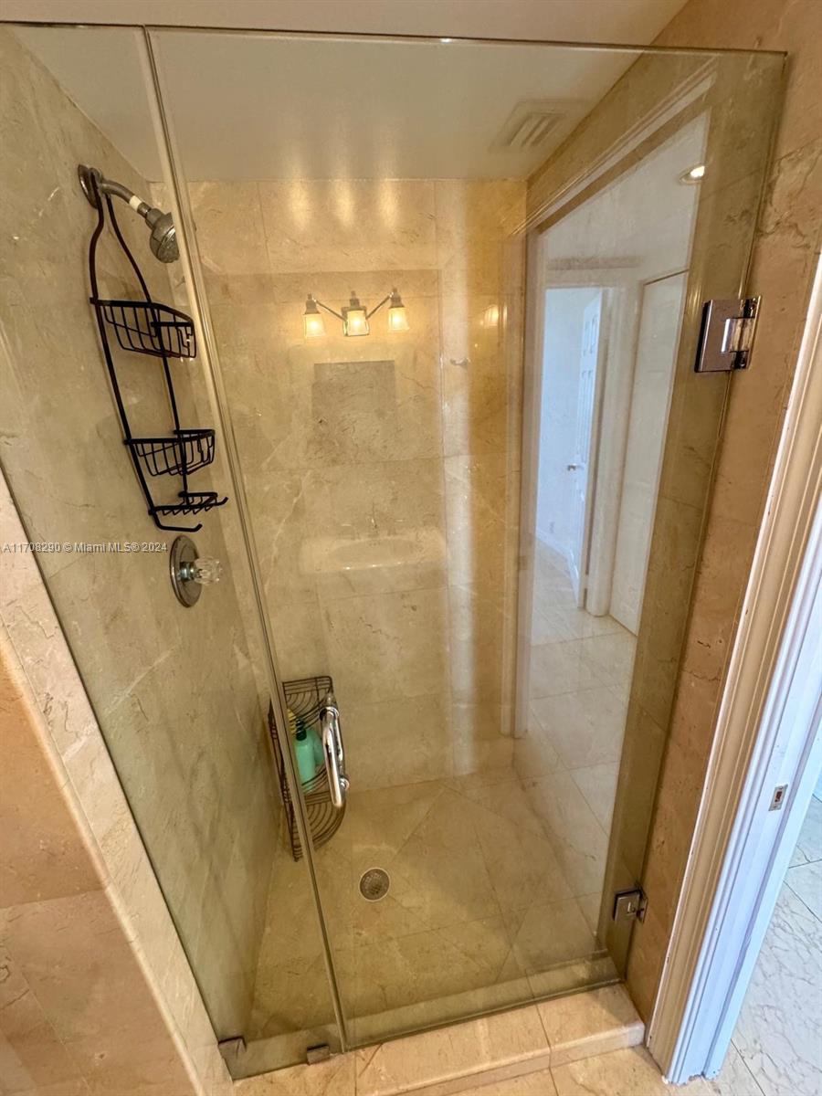 3530 Mystic Pointe Dr #1809, Aventura FL 33180