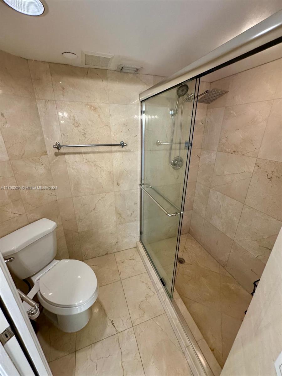3530 Mystic Pointe Dr #1809, Aventura FL 33180