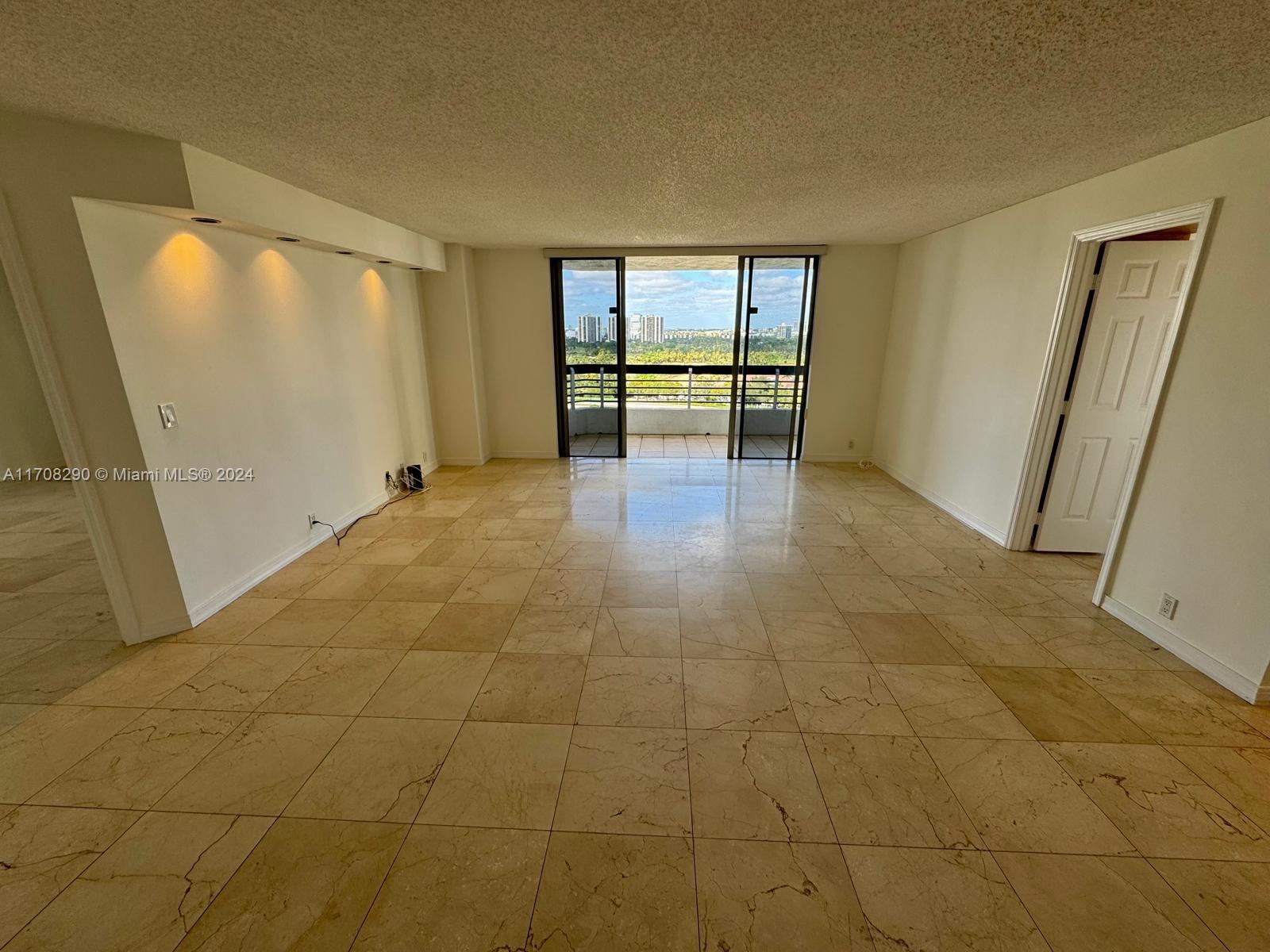 3530 Mystic Pointe Dr #1809, Aventura FL 33180