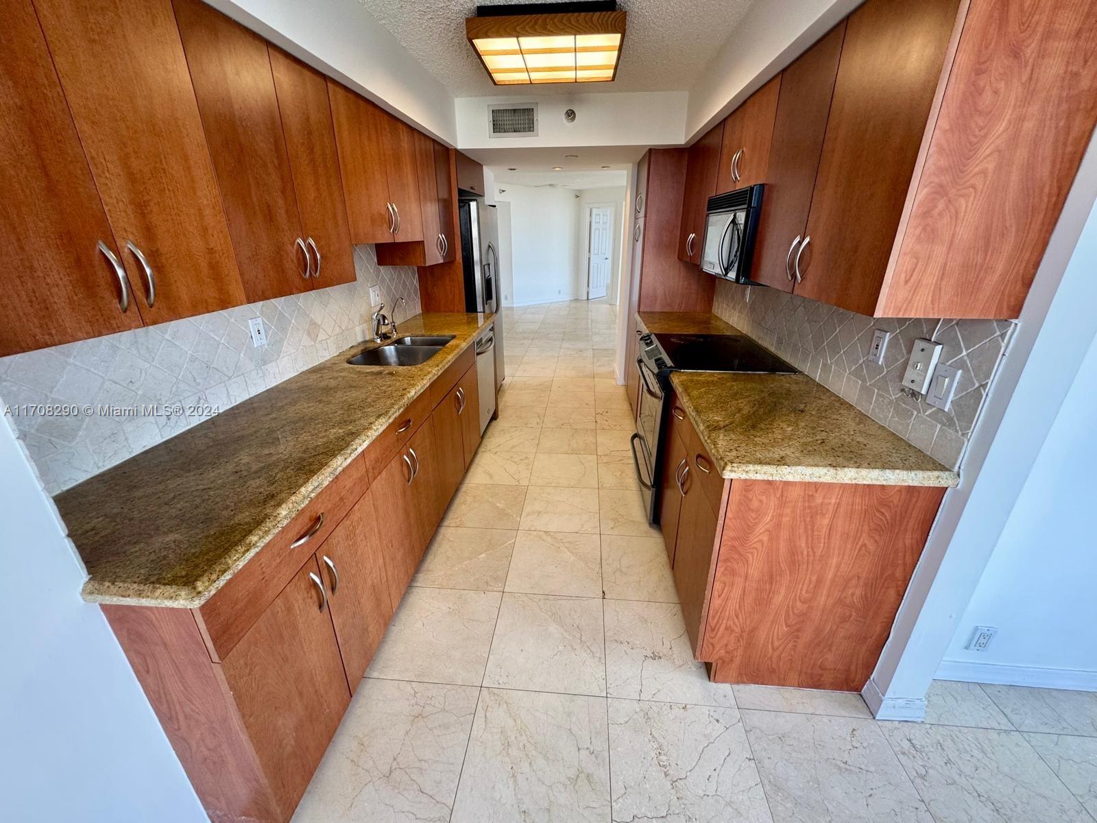 3530 Mystic Pointe Dr #1809, Aventura FL 33180