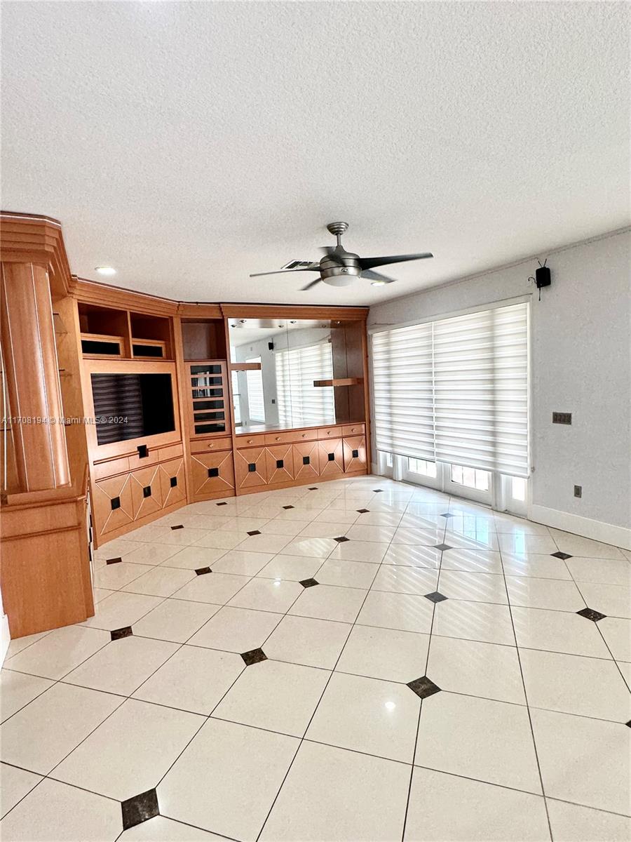 1902 SW 156th Ave, Miramar, Florida image 38