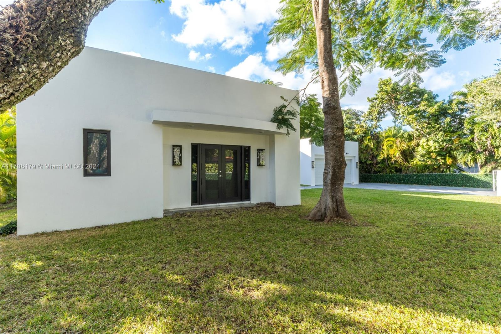 1120 Wallace St, Coral Gables, Florida image 34