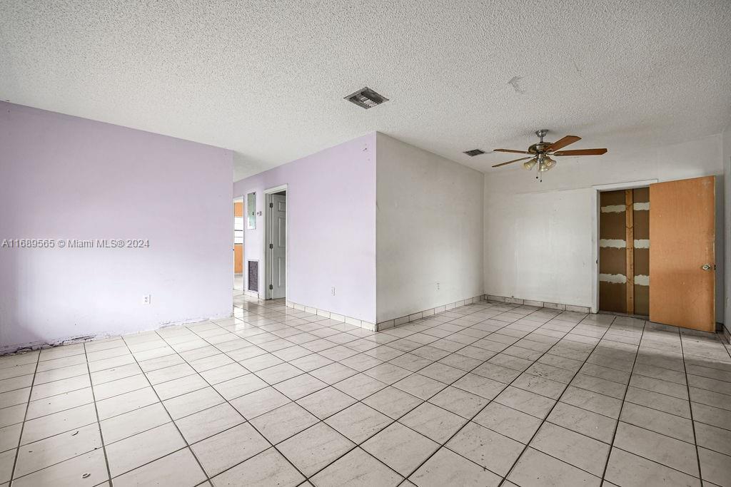 4480 NW 201st St, Miami Gardens, Florida image 10