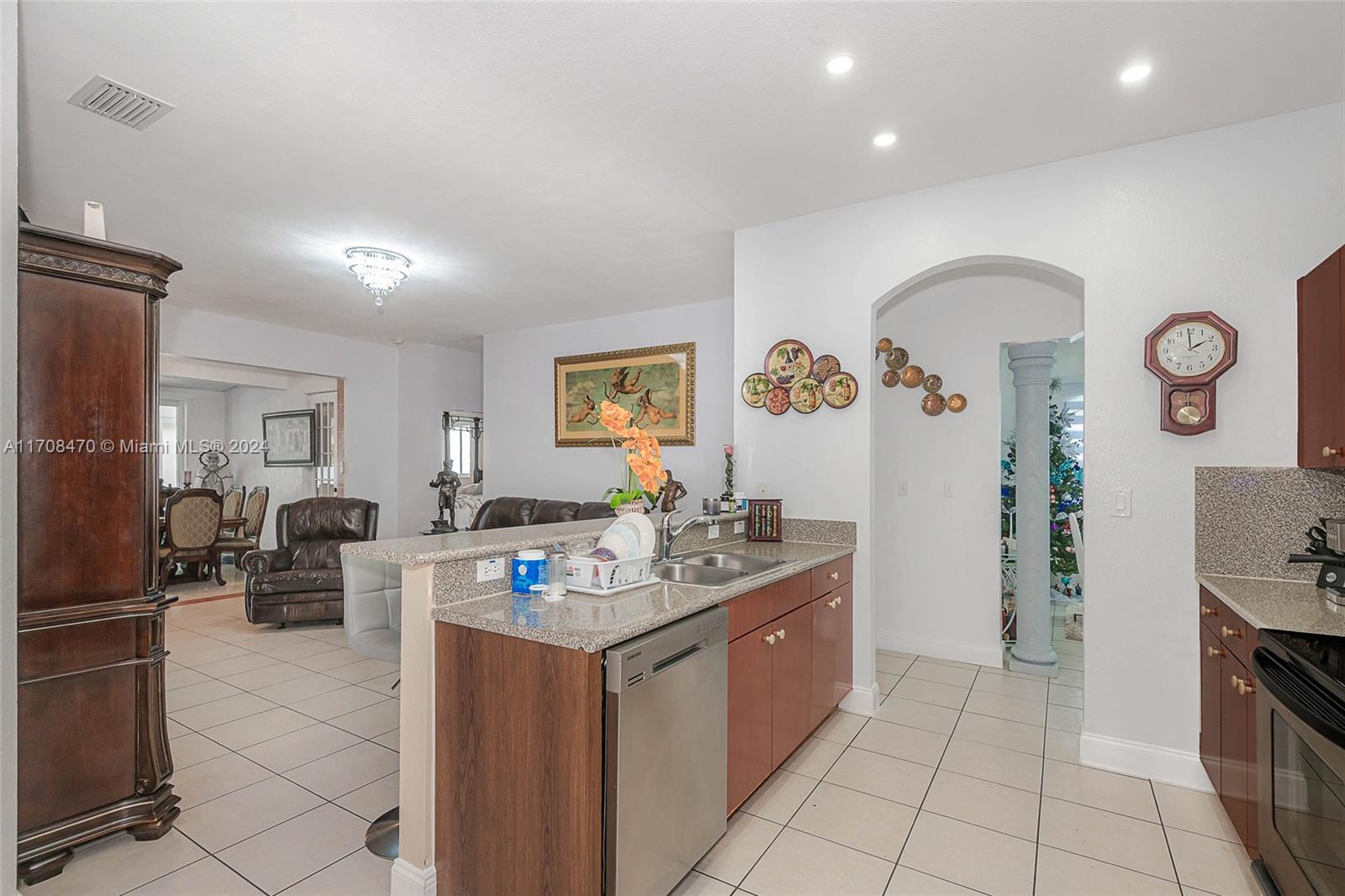15226 SW 21st Ln, Miami, Florida image 10