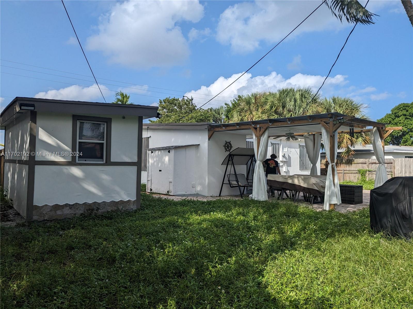 1916 NE 54th St, Pompano Beach, Florida image 3