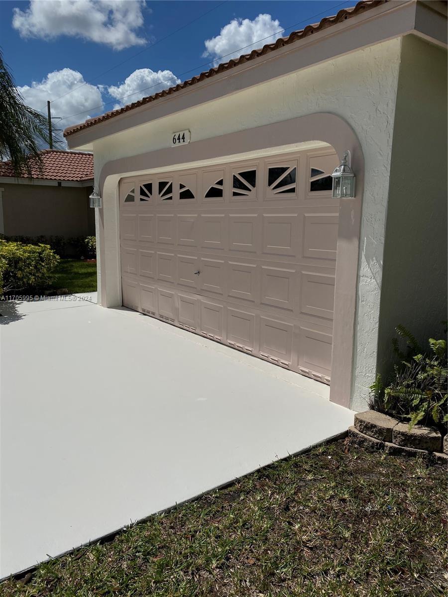 644 NW 183rd Way, Pembroke Pines, Florida image 5